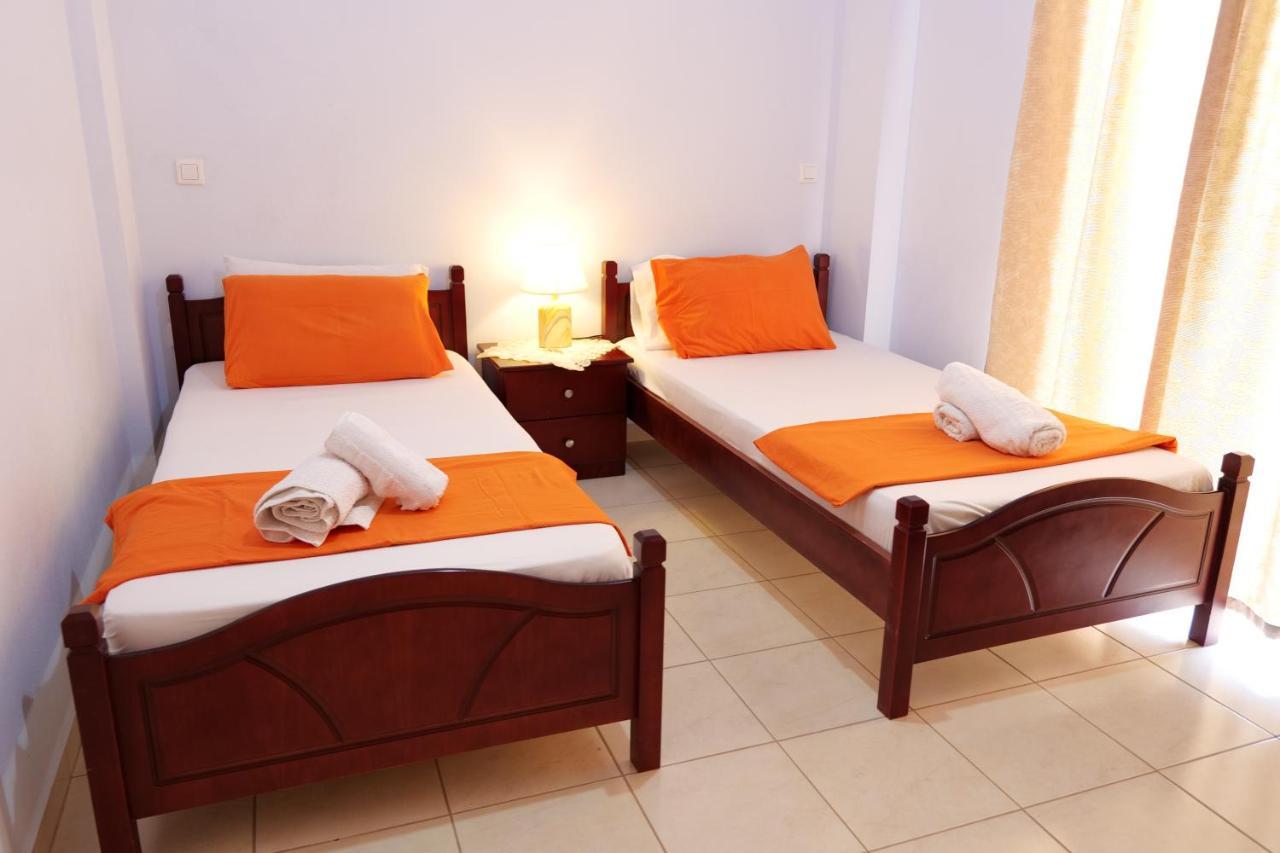 Miracle Apartments Saranda Exteriör bild