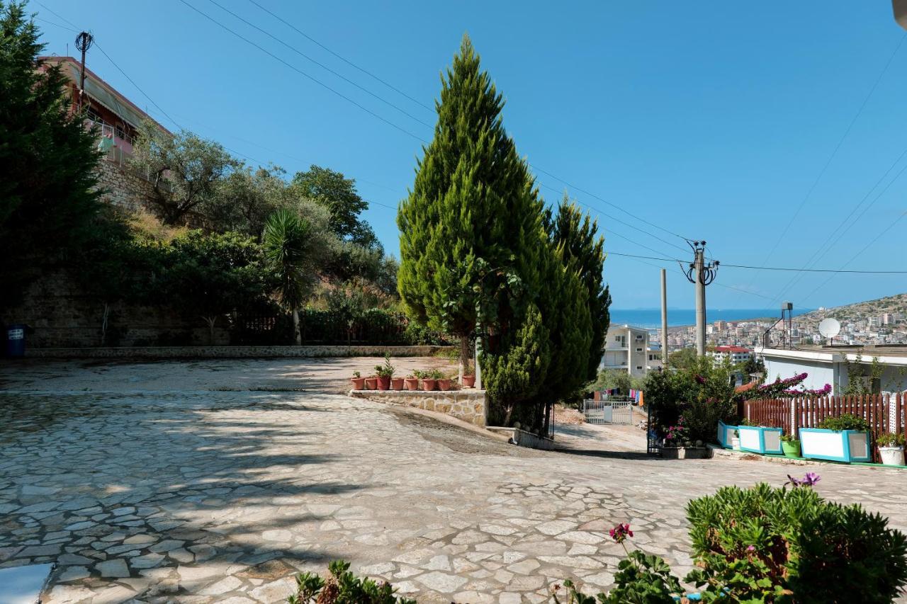 Miracle Apartments Saranda Exteriör bild
